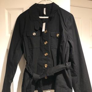 NWT BLACK BELTED LIGHTWEIGHT JACKET